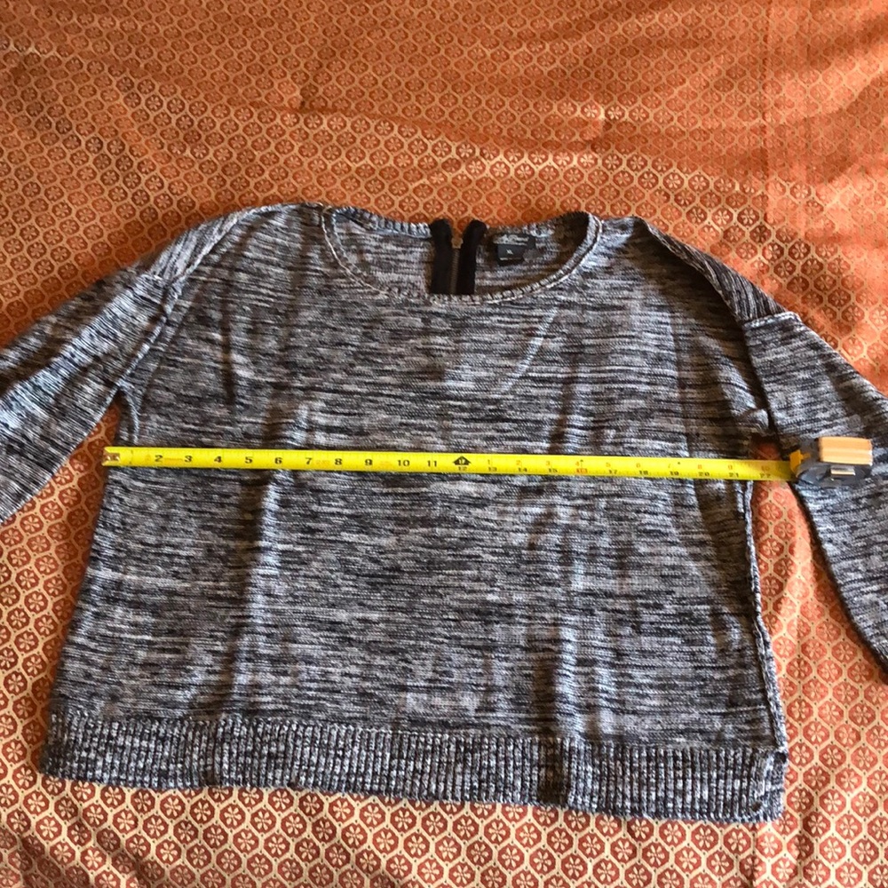 Lucky brand lightweight sweater.